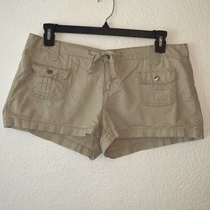 l.e.i. Khaki Shorts-Women’s Junior Size 15